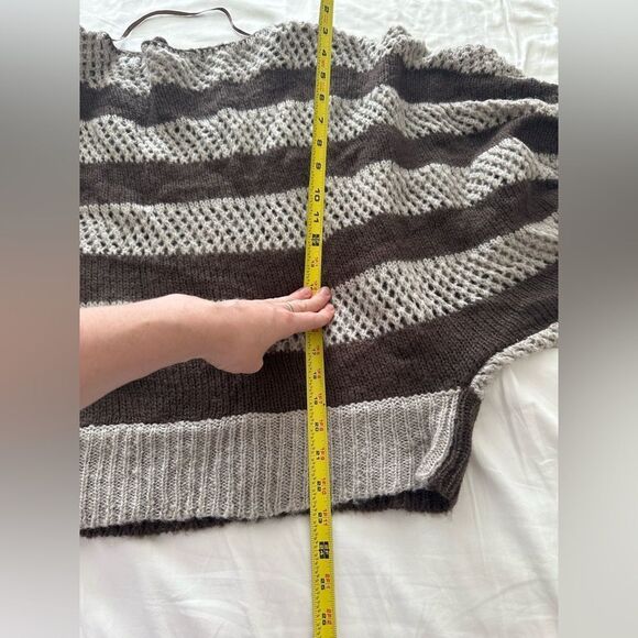 BCBG MAX AZRIA BLACK And brown CROCHETED SWEATER  acrylic wool blend Size XL - Picture 6 of 6